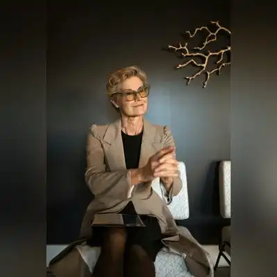 白成